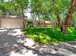 3835 Hayvenhurst Ave, Encino, CA 91436