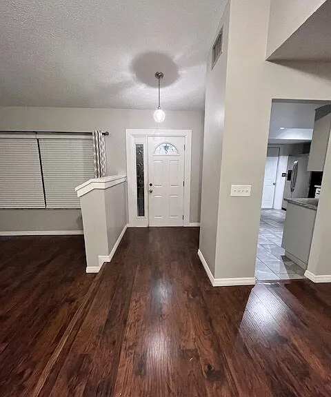 724 Fortuna Dr — Photo 5