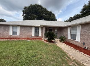 6944 Raburn Rd, Pensacola, FL 32526