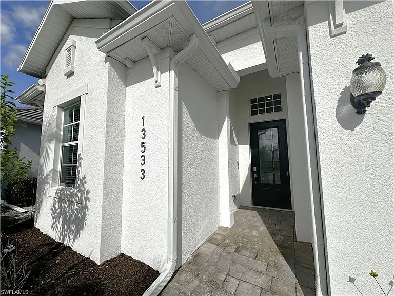 13533 Blue Bay Cir — Photo 35