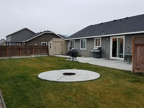 3rd image of 1355 E Crossroads Dr