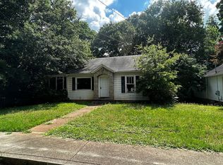 1063 3rd St, Stone Mountain, GA 30083