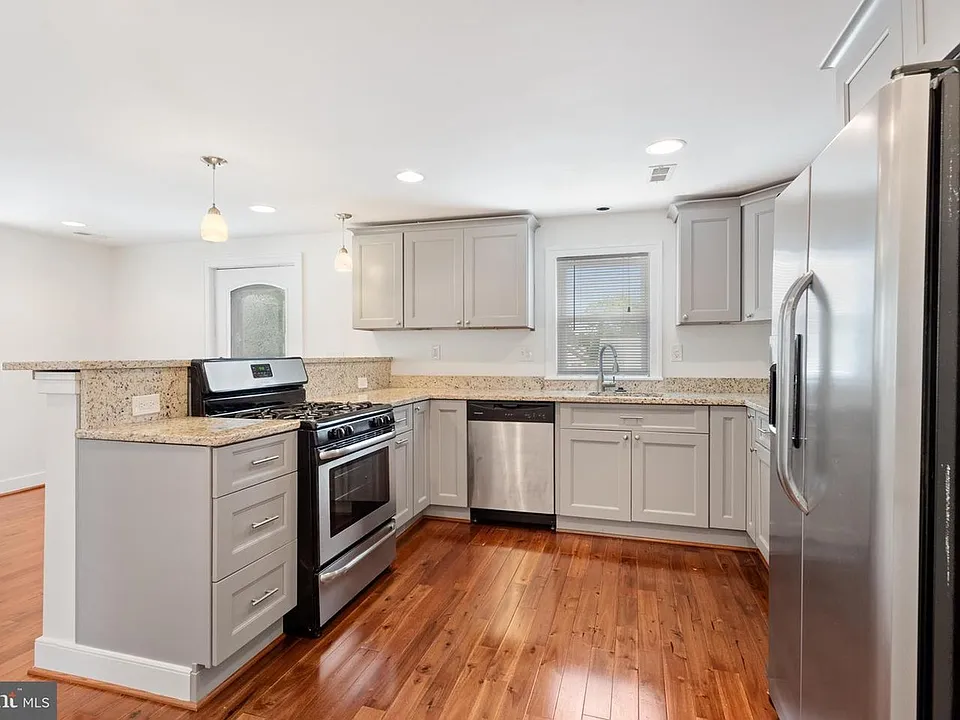2903 Topaz Rd #2