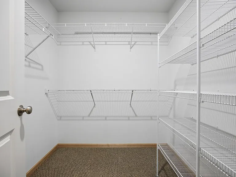 2414 Catskill Ct — Photo 19