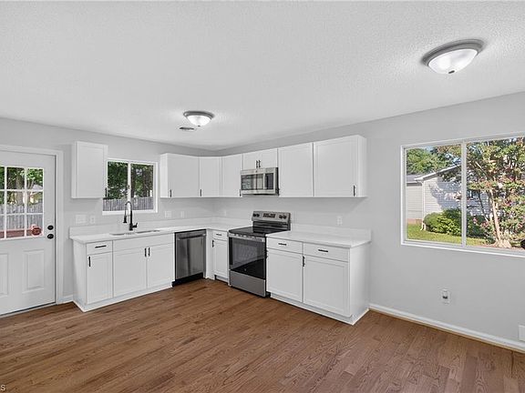 5th image of 1614 Oberlin Dr