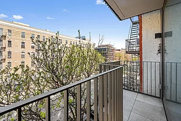 Rented by Living New York