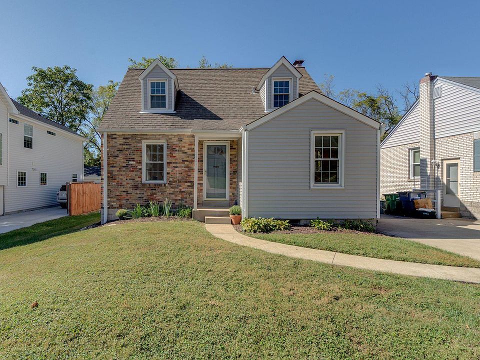 1st image of 2421 Remington Ln