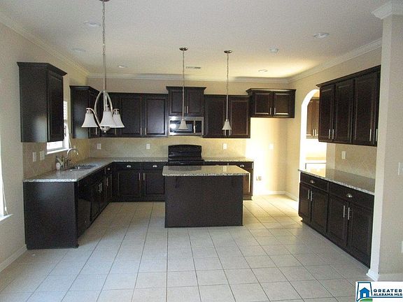 3rd image of 965 Brookhaven Dr