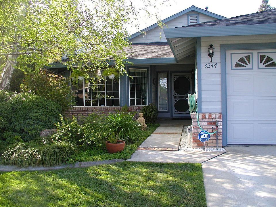 Front Entryway