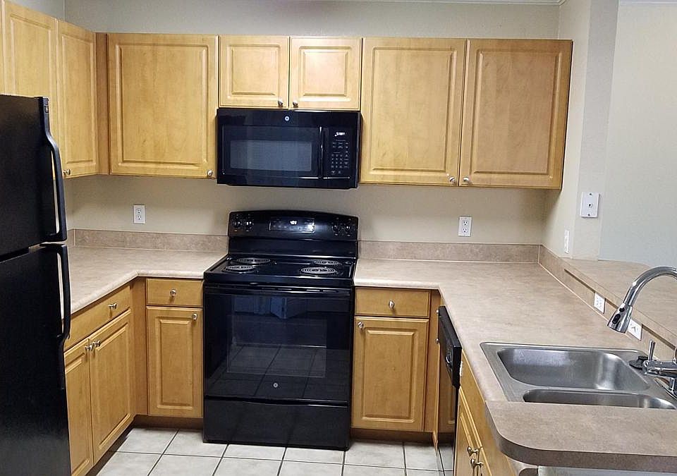 2nd image of 5540 Rosehill Rd #5540