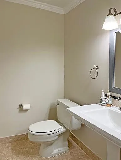 42160 Woodward Ave #42 — Photo 15