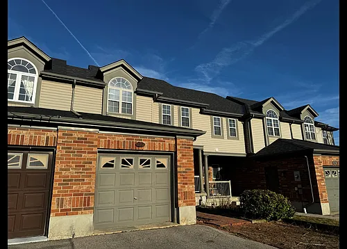 37 Northcliffe Cres Photo 1