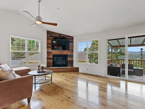 501 Loma Prieta Dr, Aptos, CA 95003