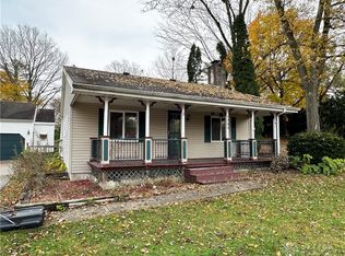 1304 N Park Dr, Medway, OH 45341