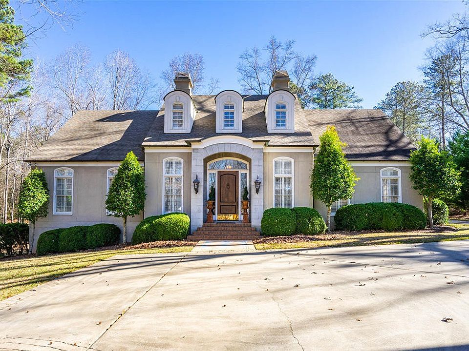 1st image of 154 Howard Oaks Dr