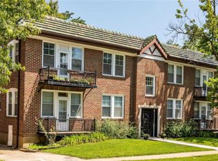 7505 Pershing Ave, Saint Louis, MO 63130