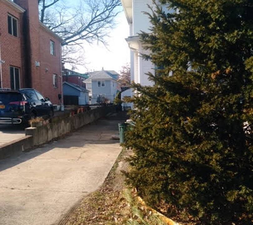 2nd image of 192 Perry Ave