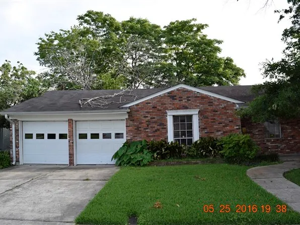 7005 Schouest St, Metairie, LA 70003