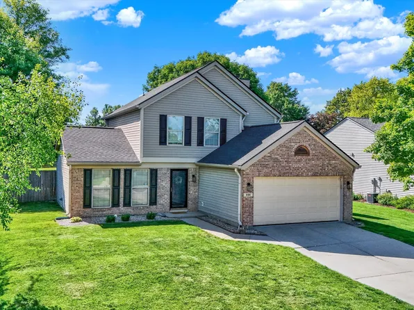 884 Sheffield Dr, Greenwood, IN 46143