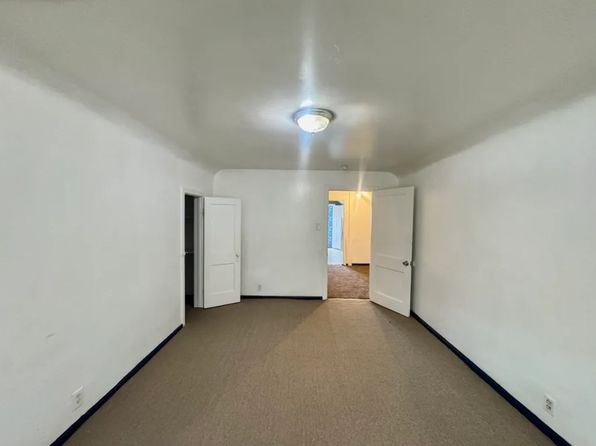 (undisclosed Address)