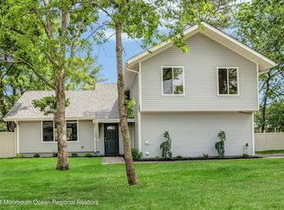 948 Fairview Dr, Toms River, NJ