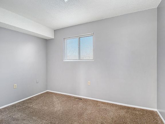 4th image of 9599 Briarcliff Ln Unit A