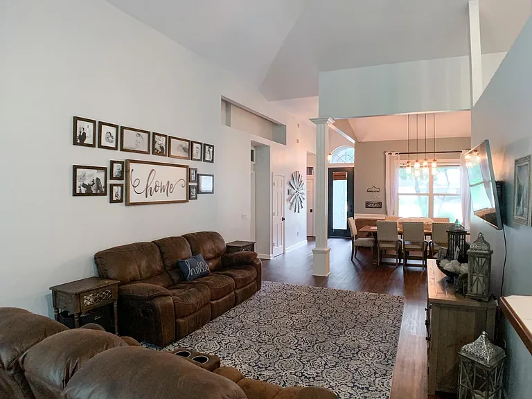 1935 Lake Francis Dr — Photo 3