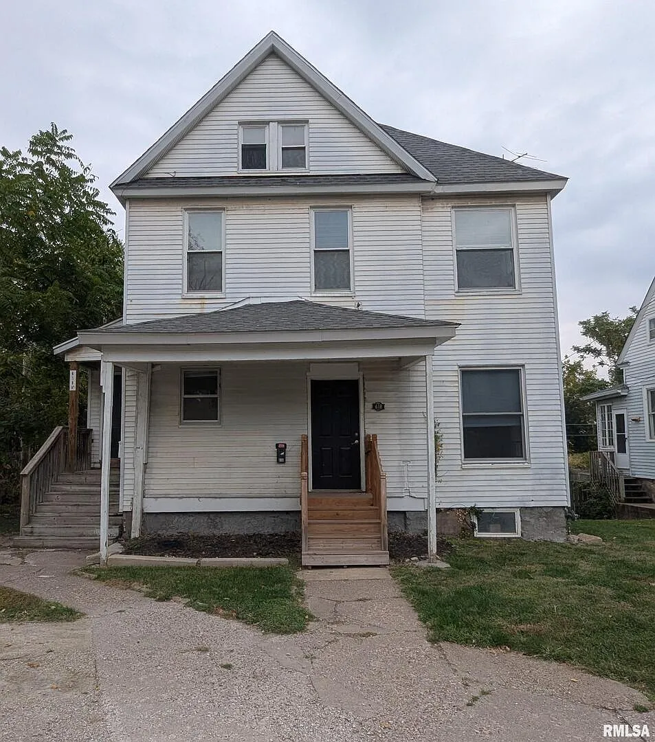 618 Douglas Ct photo 1