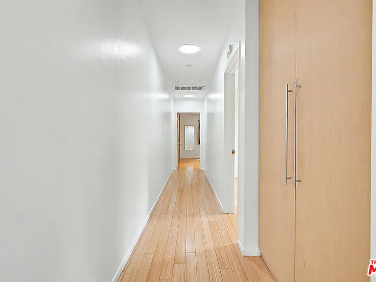 9512 Duxbury Ln — Photo 19