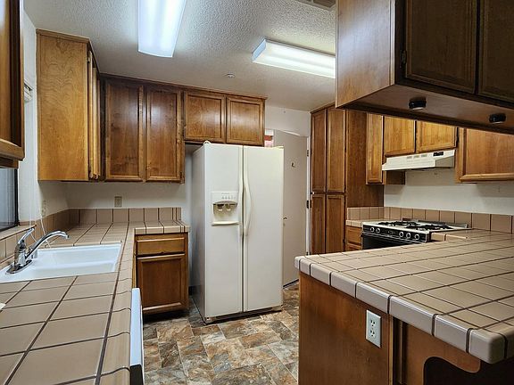 3rd image of 167 Bryce Way