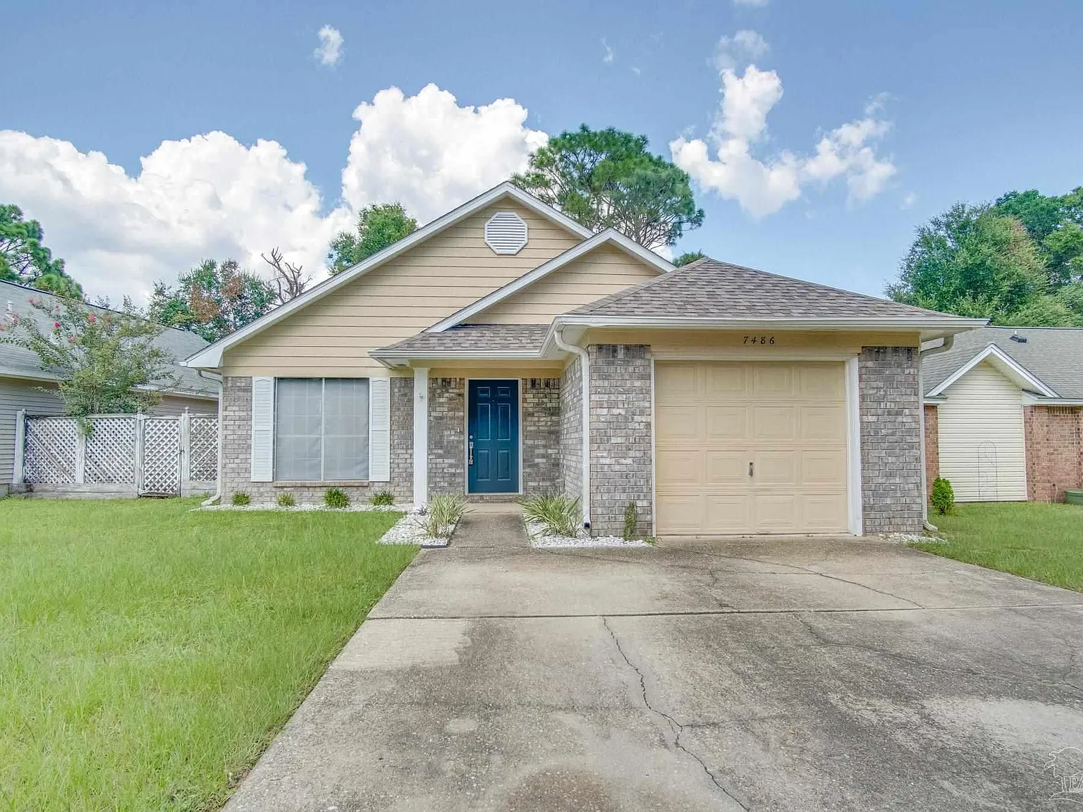 3 bed, 1442 sqft, $2,000 — Photo 3