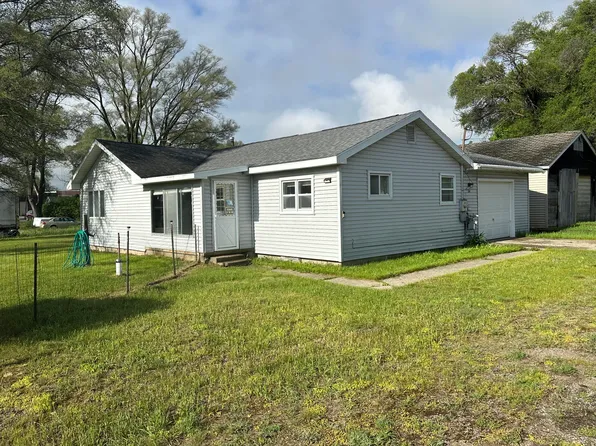 504 Fern St, Grayling, MI 49738