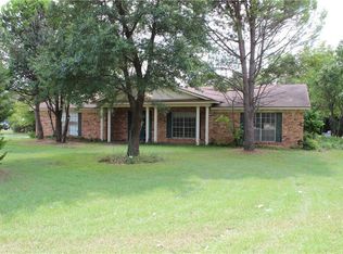 2112 W Sublett Rd, Arlington, TX 76017