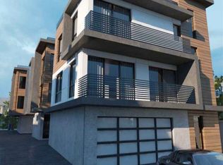 553 N Heliotrope Dr, Los Angeles, CA 90004