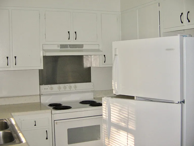 1479 Ephesus Church Rd — Photo 3