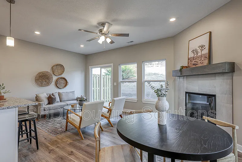 4 bed, 2.5 bath, $1,675 — Photo 4