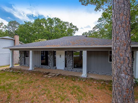 4th image of 615 Mimi Ln