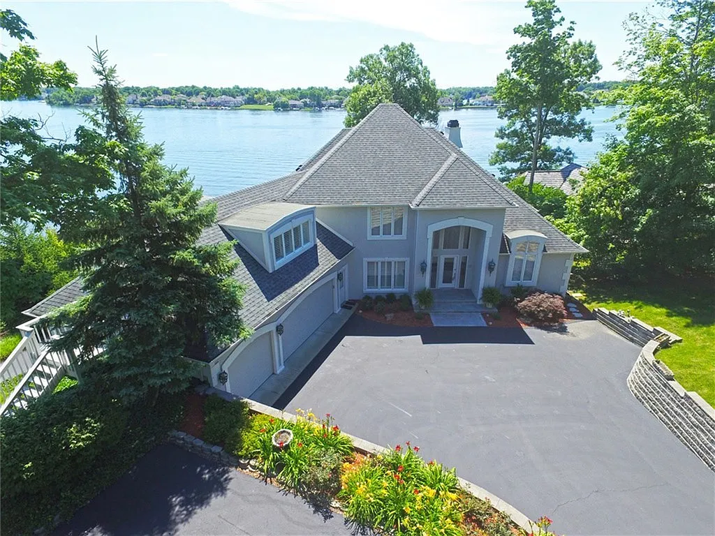 10741 Sand Key Cir photo 1