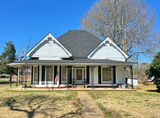 210 Carrollton St, Duck Hill, MS 38925