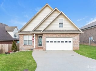 703 Maple Ct, Columbia, TN 38401