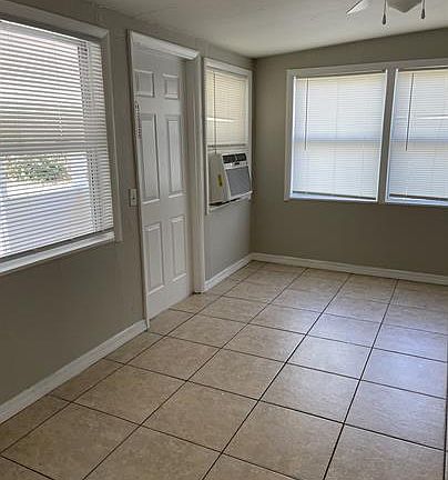 4th image of 1540 Billie St #1540