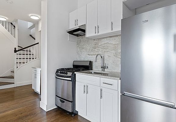 5th image of 344 E 63rd St APT B