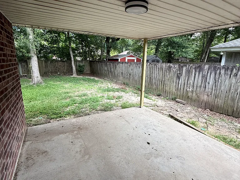 147 Beech St — Photo 9