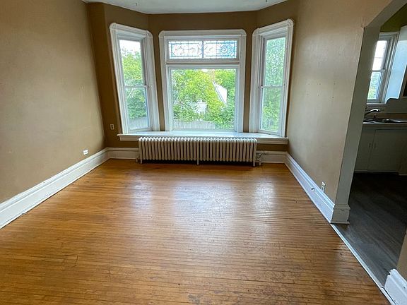 4th image of 601 N 47th Ave E #3