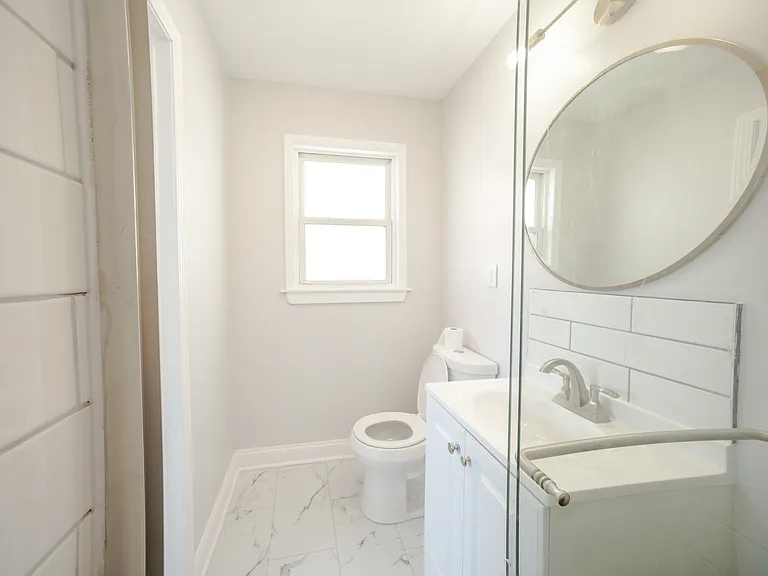2242 N Lavergne Ave #2 — Photo 15