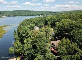 371 Falling Waters Blvd, Lackawaxen, PA 18435
