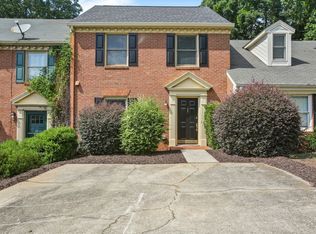 460 Forestgate Ct, Sandy Springs, GA 30350
