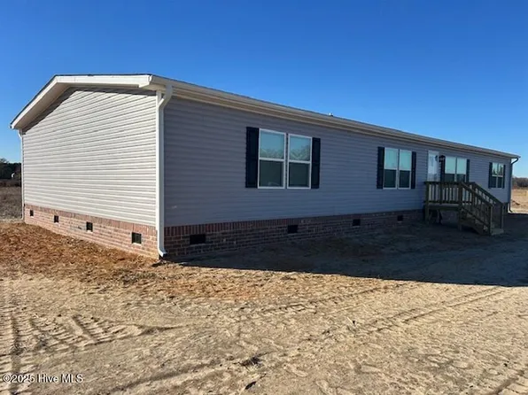 2354 E Mount Gilead Church Road, Clinton, NC 28328