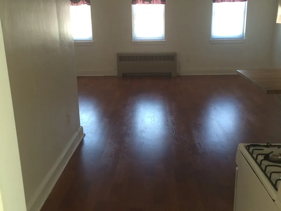 839 Western Ave #5
