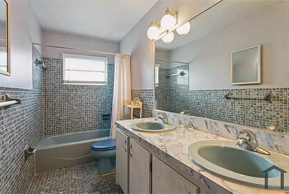 5364 Rose Marie Ave S — Photo 3